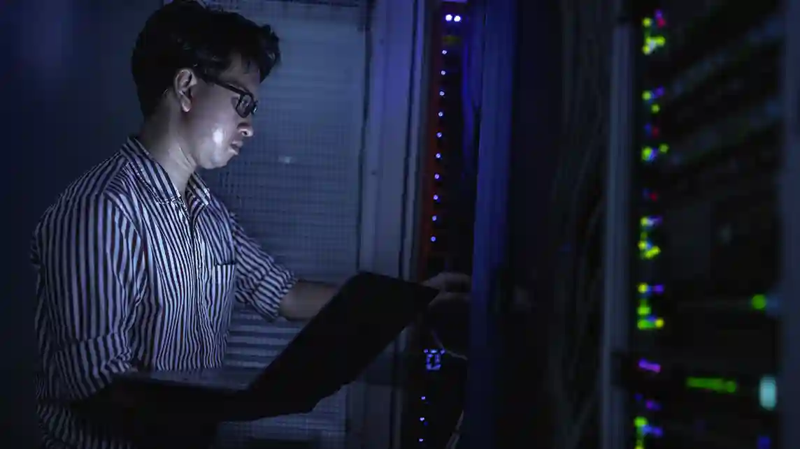 Field Engineer professional service provider in the field